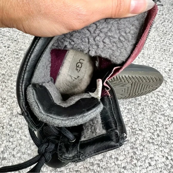UGG Kesey waterproof black leather grey wool lined winter ankle snow boots 7.5 - Picture 11 of 13